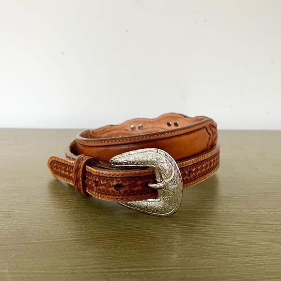 Vintage Western Brown Leather Belt Justin Westernwear Cowhide Silver Buckle - Picture 1 of 6